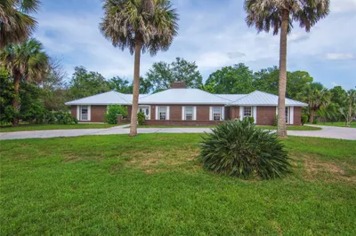 370 35th Court 1
