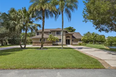 3151 SW 133rd Ter 1