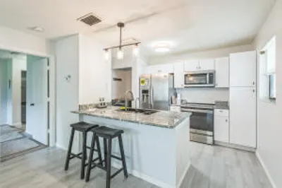 6537 SE Federal Highway #202 1