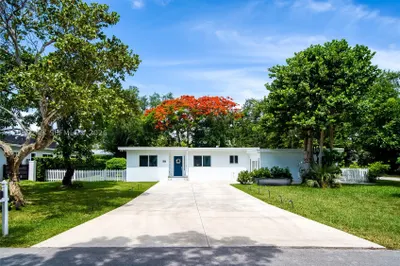 7800 SW 57th Ct 1