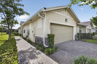 1332 Haywagon Trail 1