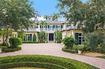 210 Echo Drive 1