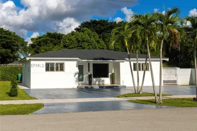 4301 SW 85th Ave 1