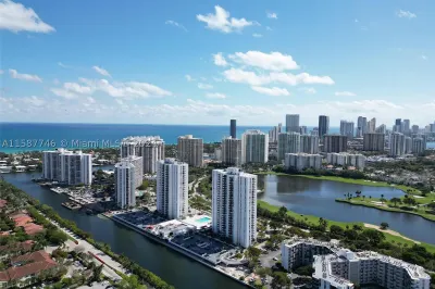 3675 N Country Club Dr #1006 1