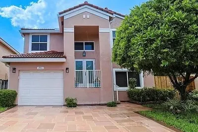 *DOUBLE CAR DRIVEWAY & IMPACT DOUBLE ENTRY DOOR*