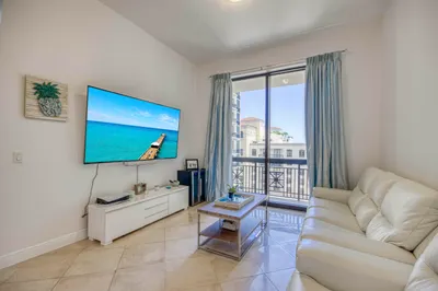 701 S Olive Avenue #1509 1
