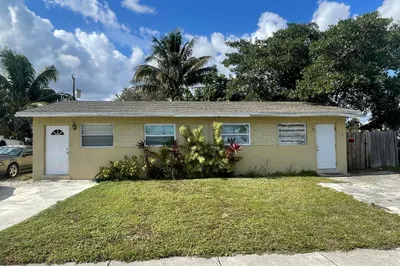 2301 NW 23RD Lane #1-2 1