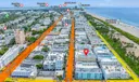 727 Collins Ave Photo