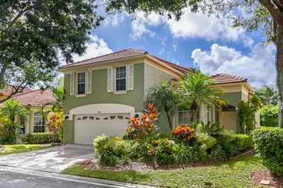 4114 Dakota Place 1