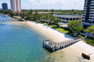 5600 N FLAGLER Drive #306 1