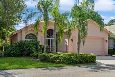 7140 Hawks View Trail 1