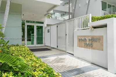 7800 Collins Ave #508 1