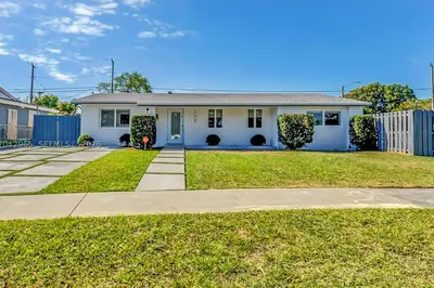 10010 SW 162nd St 1