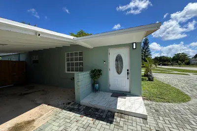 1382 Parterre Drive 1