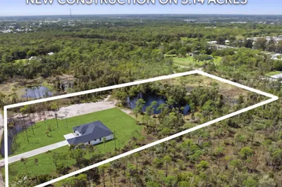 2565 Dyer Road 1