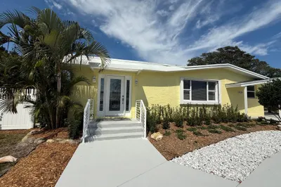 4229 SE Palmetto Street 1