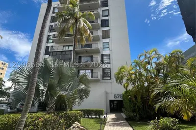 575 Crandon Blvd #911 1