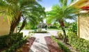 7536 SE Laque Circle Photo