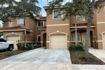8564 SW 214th Way 1