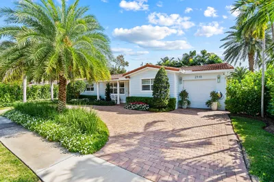 2310 NE 51st Street 1