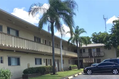 6750 Arbor Dr #203 1