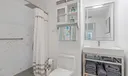 420 NE 24th Court Photo