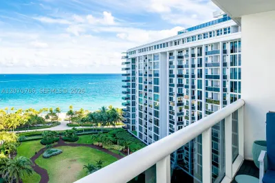 10275 Collins Ave #1132 1