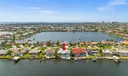 621 SW 49th Ln Amazing Location