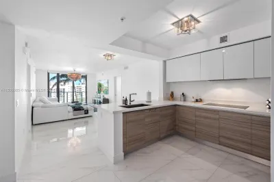 300 Sunny Isles Blvd #4-703 1