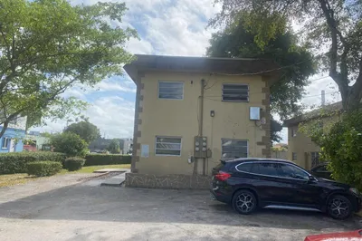 1004 NW 2nd Street #1 1