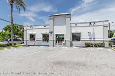 3231 S Dixie Hwy 1