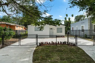 810 NW 117th St 1