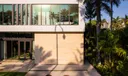 250 Ocean Blvd Photo