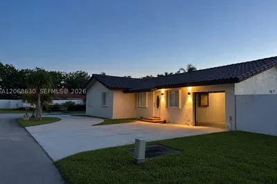 11122 SW 143rd Ct 1