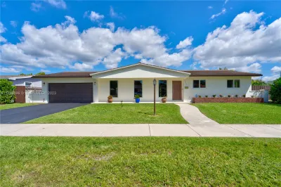 14211 SW 83rd St 1