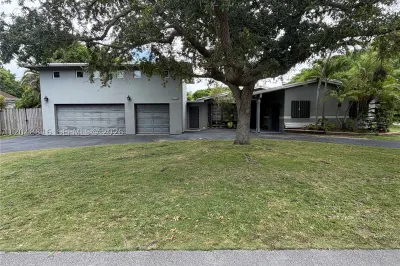 Pinecrest Residential 1