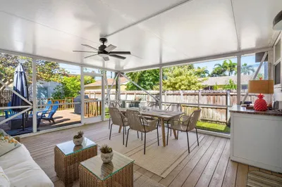 Screened in Porch
