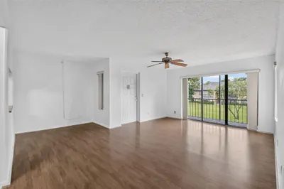 720 SUNNY PINE Way #G2 1