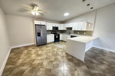 4326 Woodstock Drive #C 1