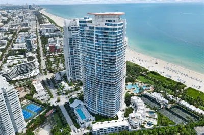 100 S Pointe Dr #1102/03 1