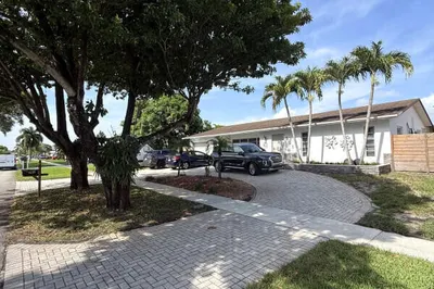501 NW 98th Avenue 1