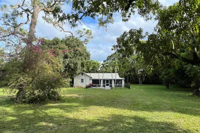 4170 Manor Forest Boulevard 1