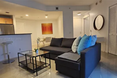 300 S Biscayne Blvd #T-2905 1