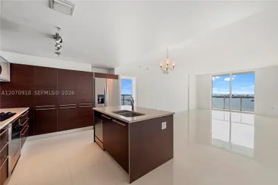 1900 N Bayshore Dr #4302 1