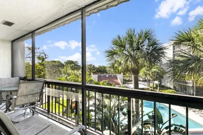 2550 Presidential Way #301 1