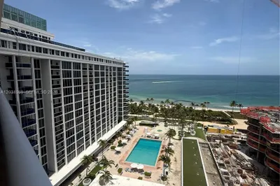 10275 Collins Ave #1221 1