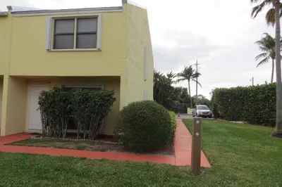 2805 N Highway A1a #G 1
