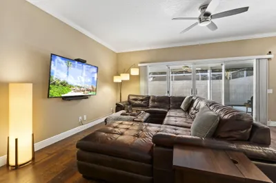 48 Live Oak Circle 1