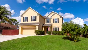 Just Listed | 1001 SW Charcoal Avenue