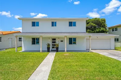 9240 NW 12th Ave 0 1